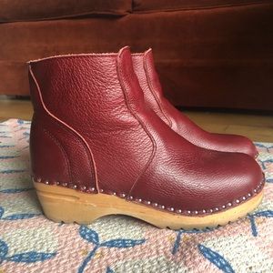 Clog Boots • Troentorps • Red Leather